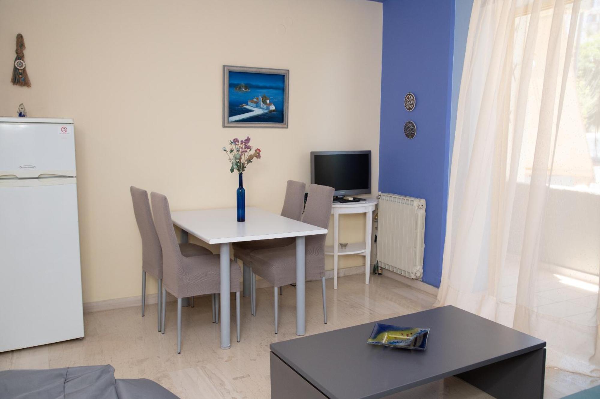 העיירה רתימנו Eftihia Apartments By The Sea מראה חיצוני תמונה